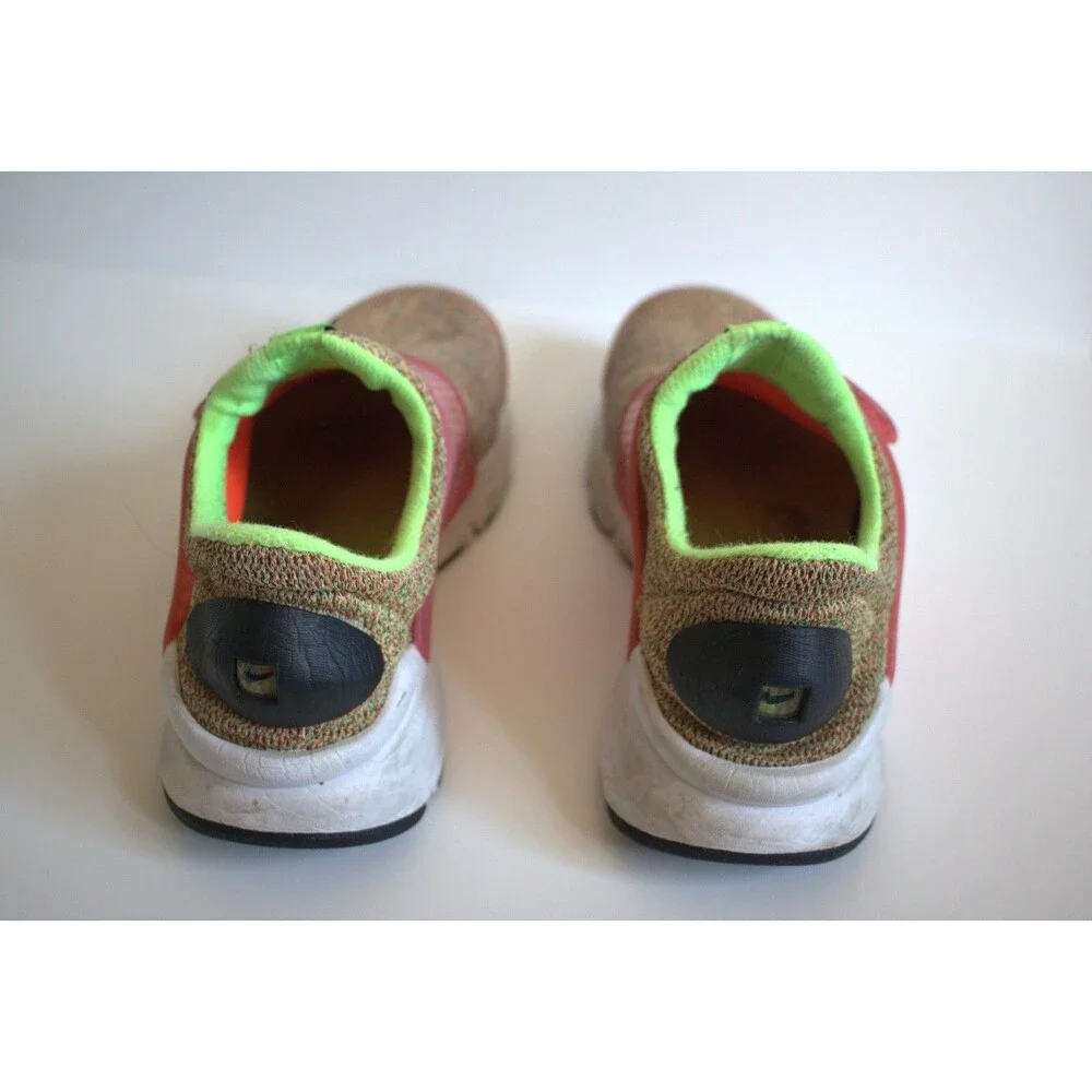 NIKE Sock Dart Ghost Green/Watermelon Multicolor Women's Size‎ 10